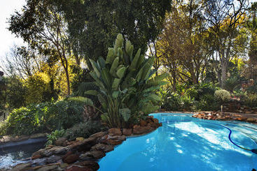 هتل The Oasis Boutique  & Residency