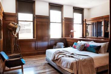 The Old Clare Hotel, Independent Collection By Evt