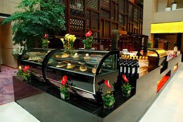 هتل Palace Garden  And Resorts