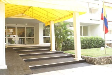 هتل Vallclaire Suites