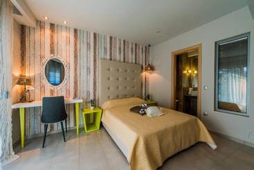 Flegra Beach Boutique
