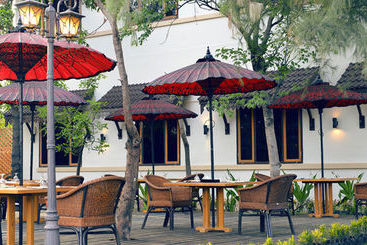 هتل Amazing Mandalay