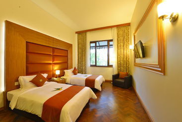 هتل Amazing Mandalay