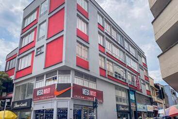 هتل Suite Center Pereira