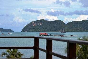 هتل آپارتمان The Ocean Residence Langkawi