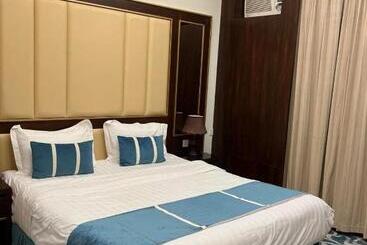 מלון דירות هدوء الليالي للأجنحة الفندقية