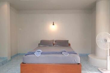 هتل آپارتمان Tommy Resort Koh Tao