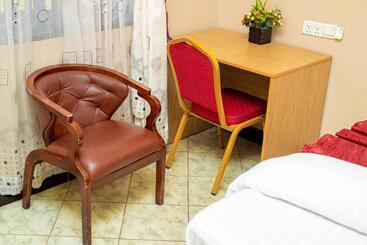 مبيت وإفطار Spring Hills Hotel   Morogoro