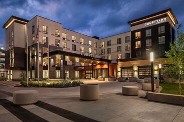 هتل Courtyard By Marriott St Paul Downtown