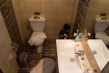 Four Seasons Villas