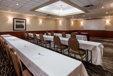 هتل Best Western Plus The Arden Park