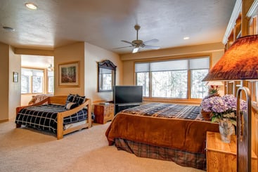 هتل Highlands Ridge Retreat By Pinnacle Lodging