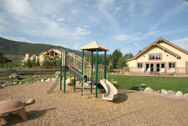 هتل Swan Mountain Resort