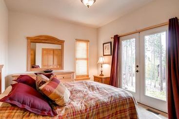 هتل Timber Heights Lodge