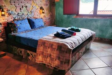 פנסיון Casa Gaudi   House & Rooms