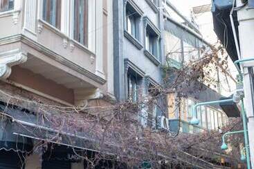 Aparthotel Port Galata Suites