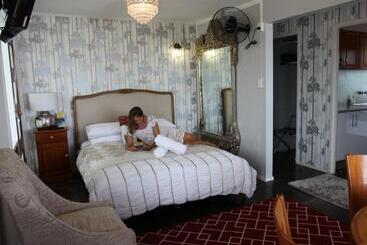 דירה 1770 Sovereign Lodge Retreat