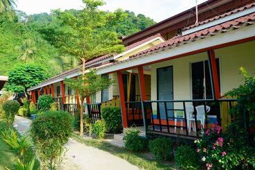 هتل Chongkhao Resort  Phi Phi Island