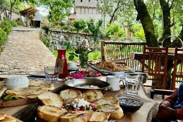 هاستل Kulla Hupi Agriturism