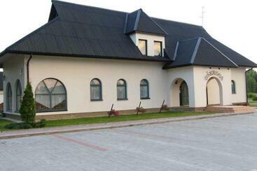 هاستل Oškrogs