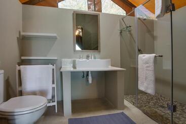 צימר Little Mongena Tented Camp