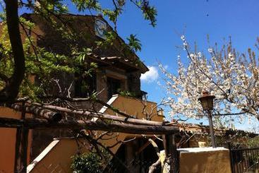 Case Nel Borgo