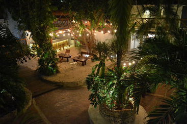 هتل Hostal Mx