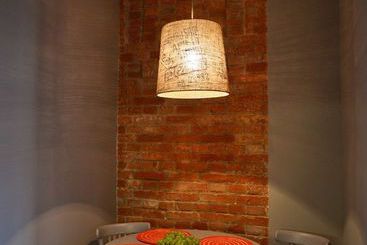 هتل La Gioia Grey Stylish Apartments