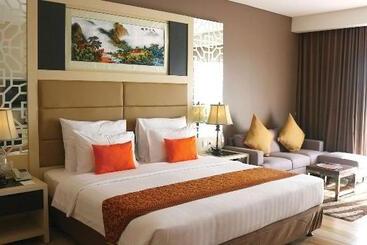 בית מלון כפרי Golden Tulip Essential Belitung