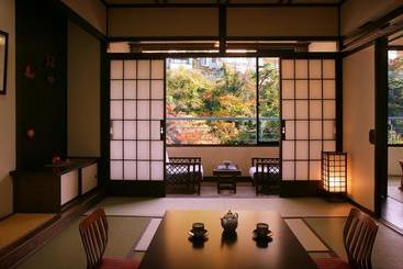 هتل Isshinkan