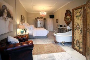 هتل The Gregoire Boutique Villa