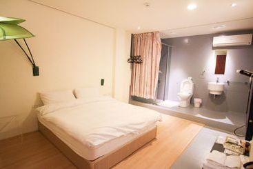 I-gogo Yesorno Hostel