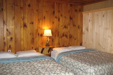 مُتل Golden Sands Resort Lake George