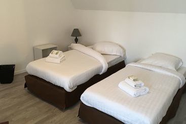 تختخواب و صبحانه La Maison De Bayeux