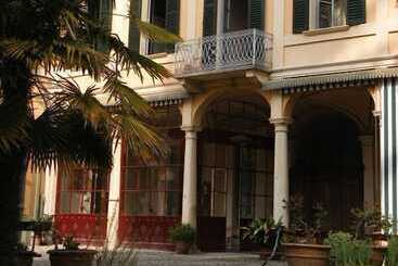 مبيت وإفطار Villa Cavadini Relais