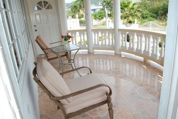 Celebrity Villa Jamaica