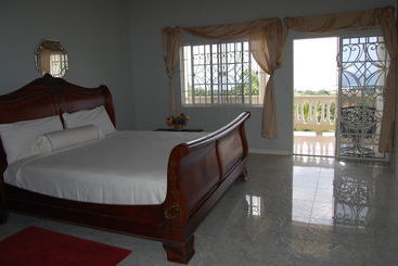 Celebrity Villa Jamaica