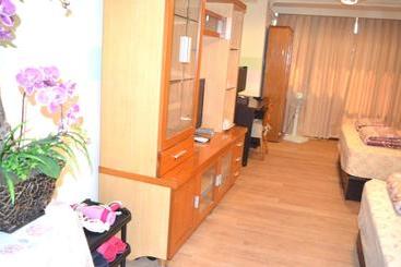 Holo Hostel
