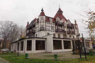 酒店 Kurhaus Kranz