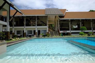 هتل Dive Thru Scuba Resort