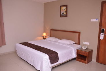 هتل Palm Inn
