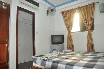 هتل SG Central Hostel