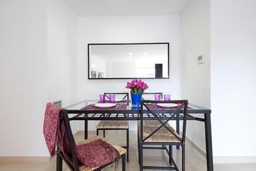 Charmsuites Nou Rambla