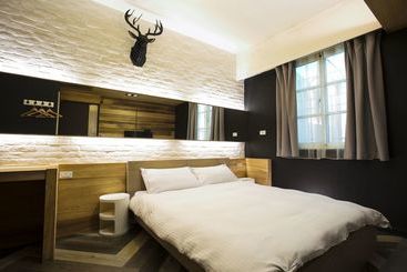 Fengjia Footpace  Hostel