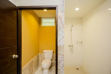 Tamnak Beach House