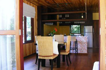Baan Nana Villa
