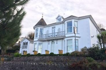 צימר The Shoalstone