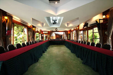 هتل Finderland Resort