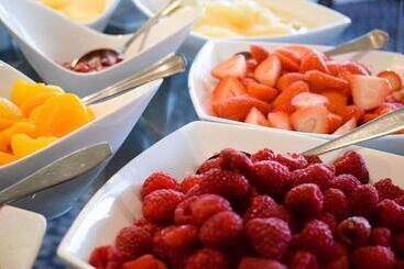 مبيت وإفطار Craigmhor Lodge & Courtyard