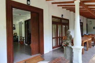 Lohas Beach Resort Villa